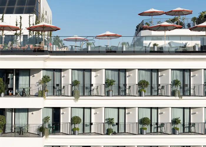 Mayer House - Heated Pool